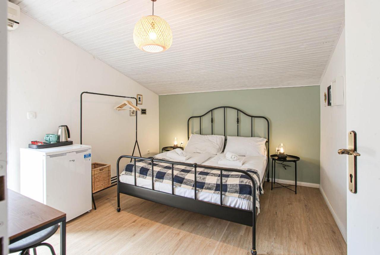 Sherlock'S Holidays Boutique Rooms Πορτορόζ Εξωτερικό φωτογραφία