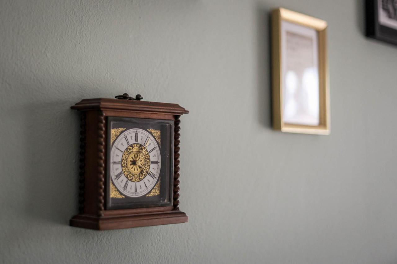 Sherlock'S Holidays Boutique Rooms Πορτορόζ Εξωτερικό φωτογραφία