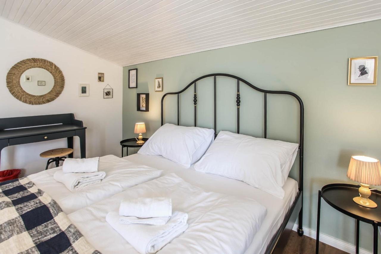 Sherlock'S Holidays Boutique Rooms Πορτορόζ Εξωτερικό φωτογραφία