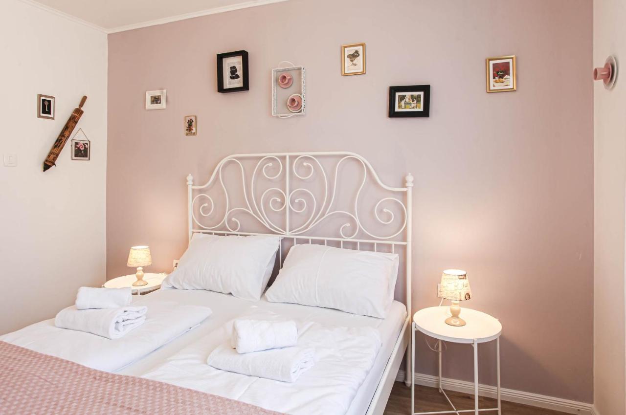 Sherlock'S Holidays Boutique Rooms Πορτορόζ Εξωτερικό φωτογραφία