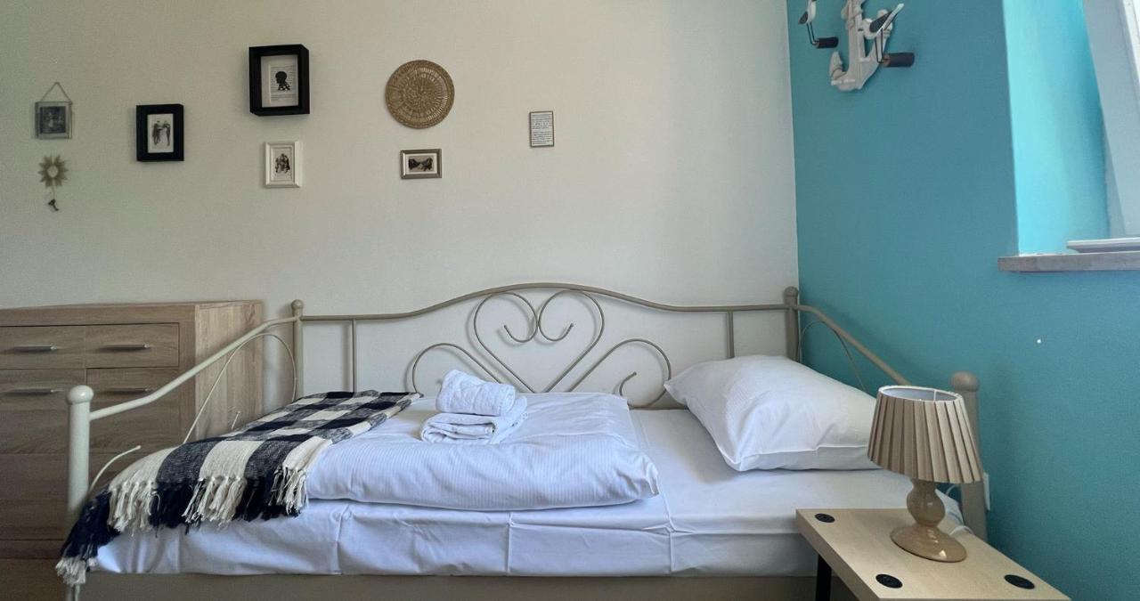 Sherlock'S Holidays Boutique Rooms Πορτορόζ Εξωτερικό φωτογραφία