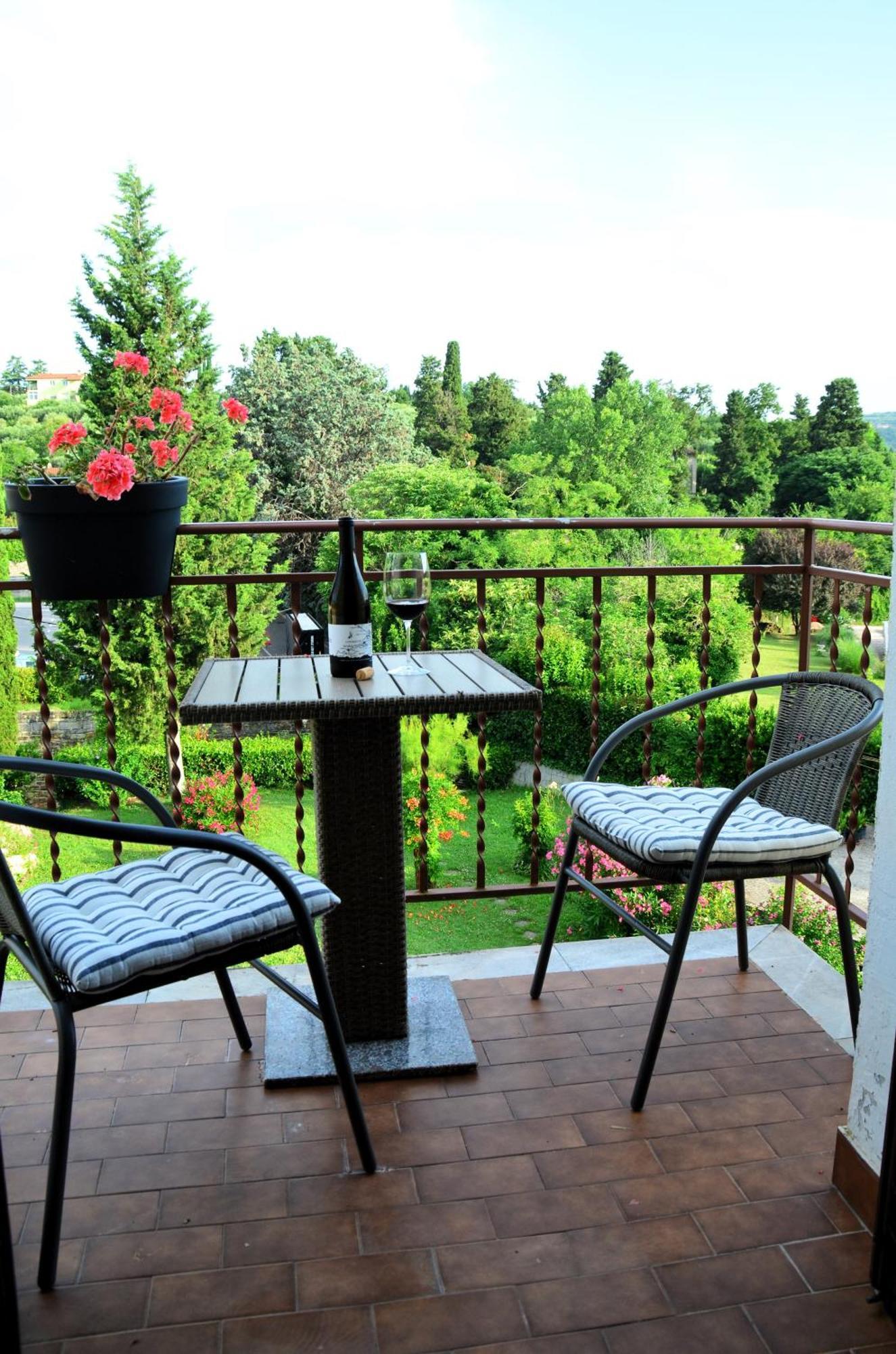 Sherlock'S Holidays Boutique Rooms Πορτορόζ Εξωτερικό φωτογραφία